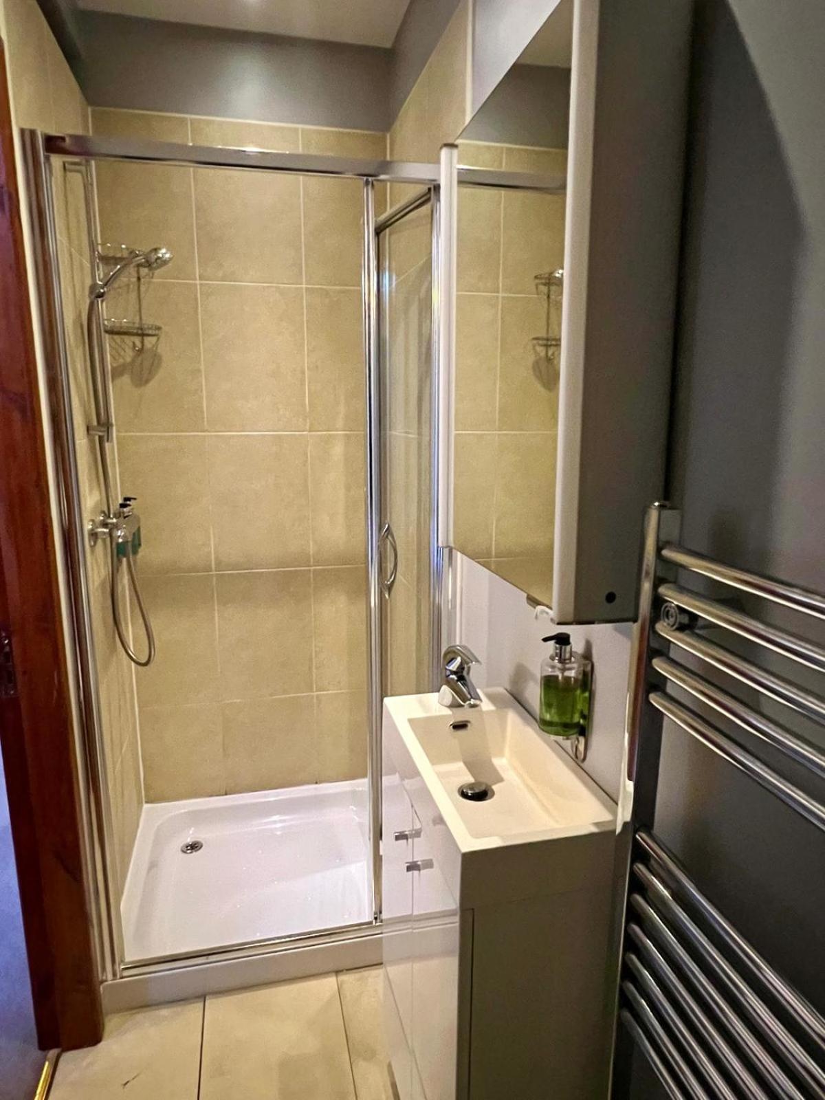 Cader Mountain View Cottage With Hot Tub In Snowdonia Dolgellau Exterior foto