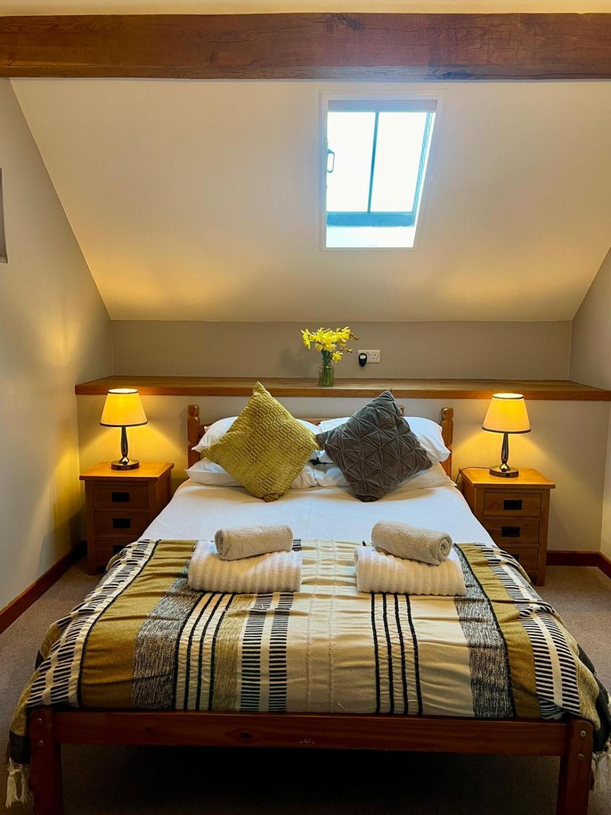Cader Mountain View Cottage With Hot Tub In Snowdonia Dolgellau Exterior foto