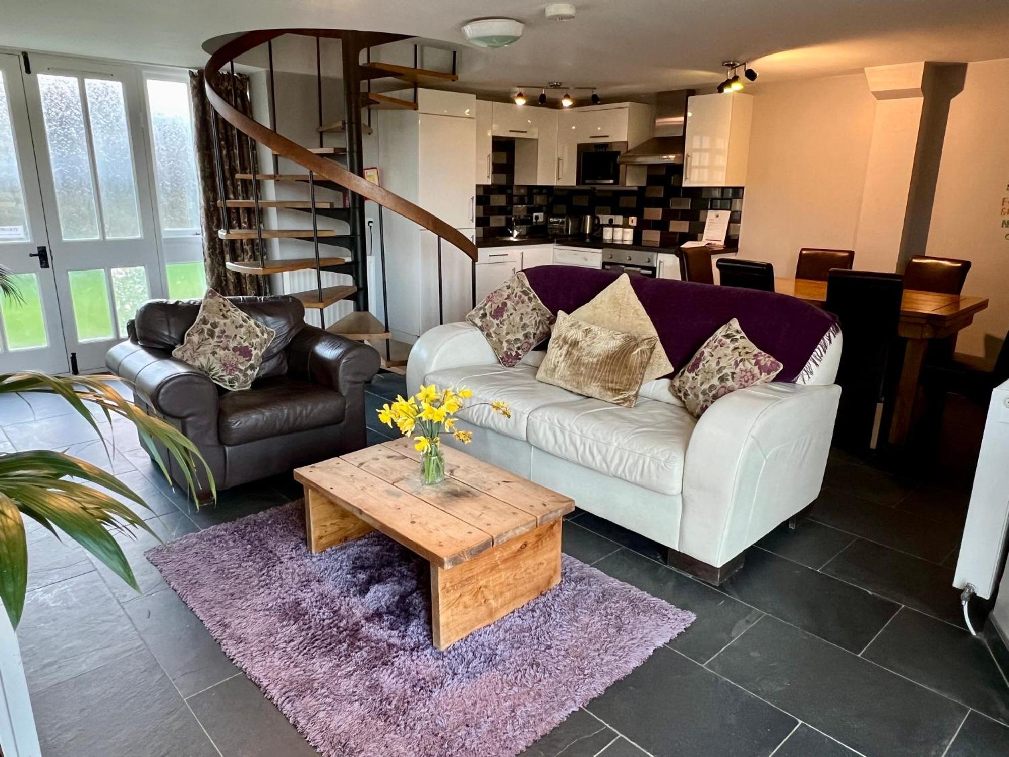 Cader Mountain View Cottage With Hot Tub In Snowdonia Dolgellau Exterior foto