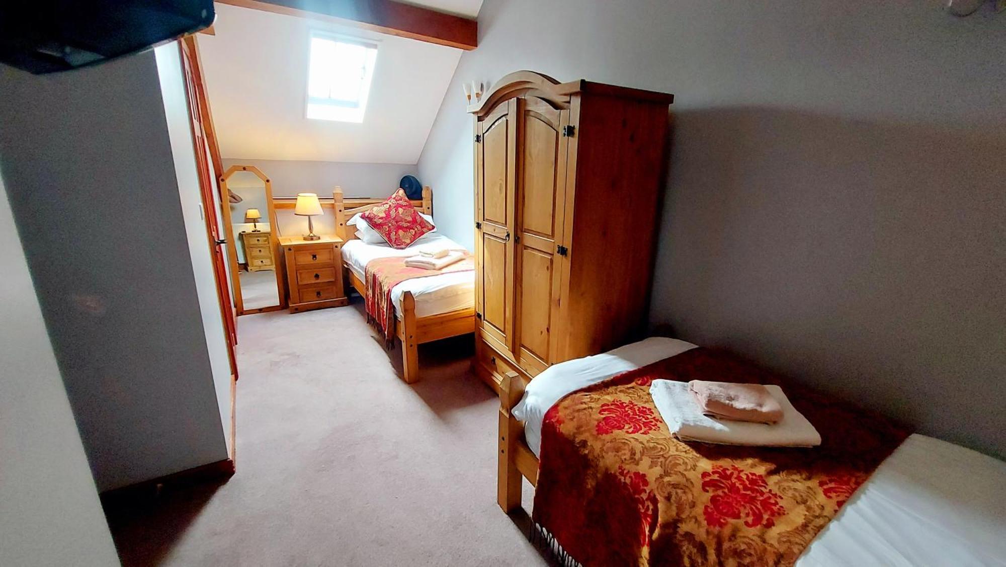 Cader Mountain View Cottage With Hot Tub In Snowdonia Dolgellau Exterior foto